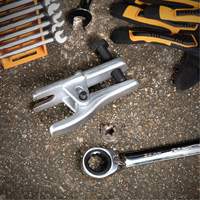 S&eacute;parateur universel de joints &agrave; rotule Infinity Industrial Services Inc.