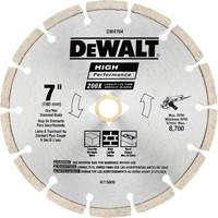 Lame diamant&eacute;e segment&eacute;e haute performance Infinity Industrial Services Inc.